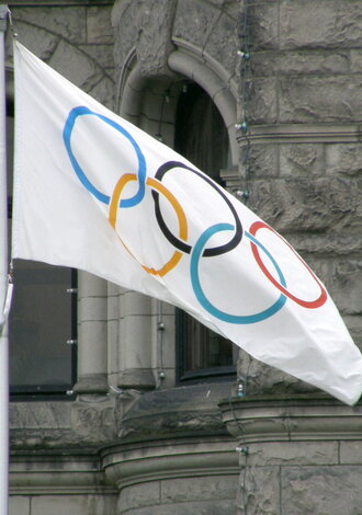 Olympische Flagge.